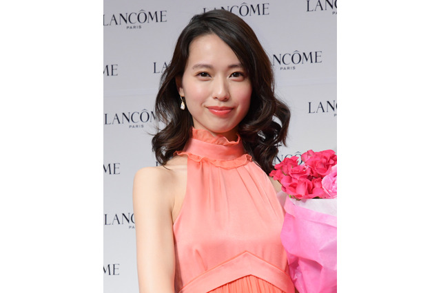 戸田恵梨香、父は少林寺の師範！30歳過ぎまで門限6時半の厳しいしつけを明かす 画像