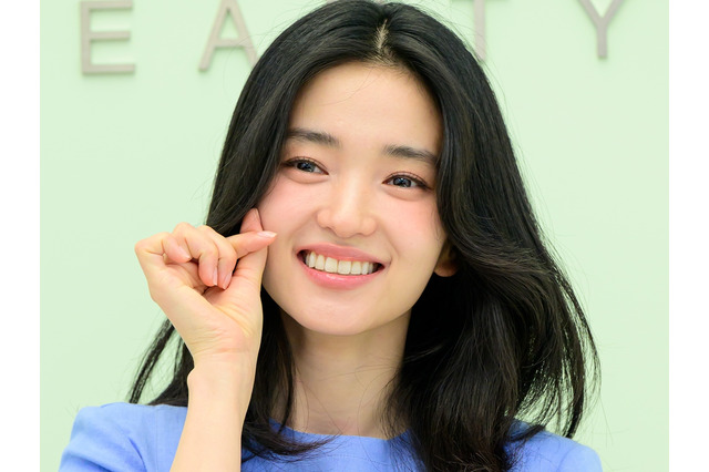 「シーズン2ですか？」女優キム・テリ、ドラマ『二十五、二十一』の写真を突如公開　投稿に注目 画像