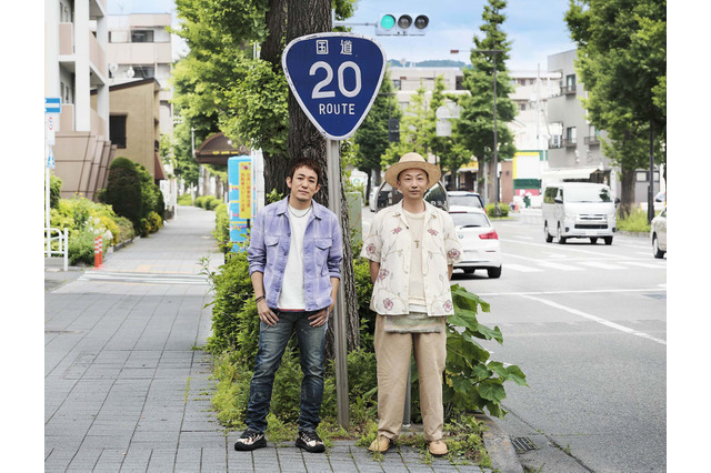 FUNKY MONKEY BΛBYʼS、地元八王子で撮影の最新アーティスト写真を公開　8月発売「夏子」はアニメ主題歌に 画像