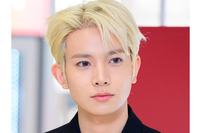 元ENHYPENのEVAN、進化した歌唱力を証明！“声の包容力”で魅せた圧巻ライブに注目 画像
