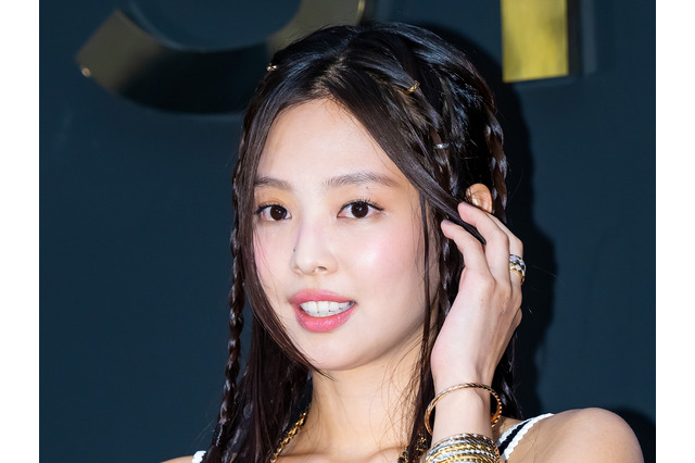 刺激的な“アンダーウェアスタイル”で魅了…欧州席巻のBLACKPINKジェニー、大型フェスに連日出演 画像