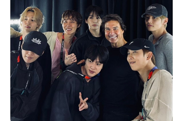 まさにキングたちの対面！BTS＆トム・クルーズ、伝説の控え室SHOT公開 過去にJINと共演も 画像