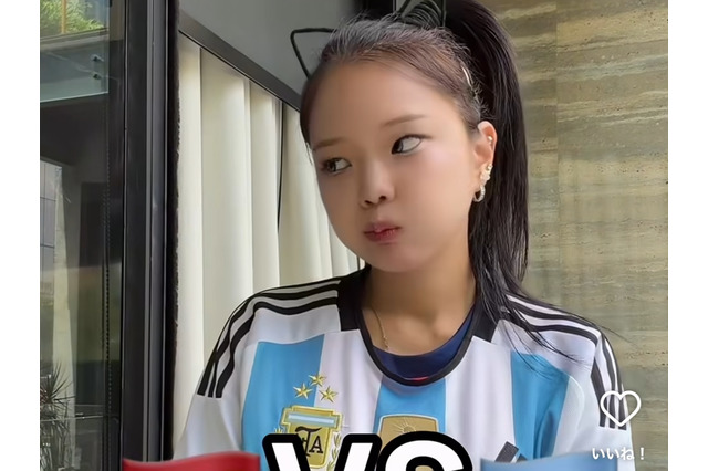 「韓国の恥」メッシのユニフォームを雑巾にした女性ユーチューバー、世界中のサッカーファンの“共通の敵”に 画像