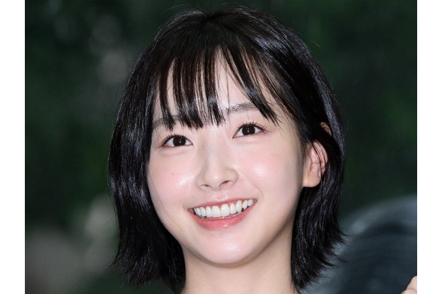 “ドローンプロポーズ”も！韓国女優、6歳上の人気映画ユーチューバーと交際中 事務所が認める 画像