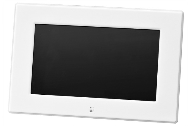 グリーンハウス、LEDバックライト搭載7V型液晶デジタルフォトフレーム 画像
