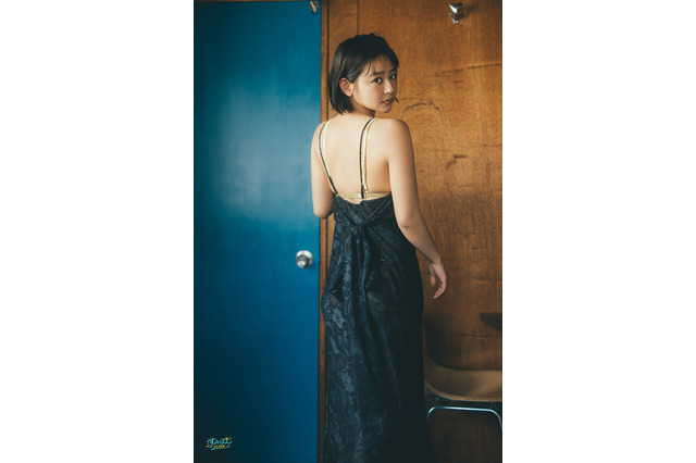 バスケ女子・すみぽん、1st写真集『offcourt』アザーカット第3弾「黒を纏うすみぽん」を公開 画像