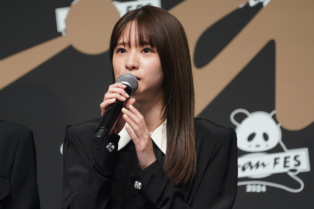 乃木坂46・菅原咲月、グレーのジャケット着こなすクールな撮影オフショ 画像
