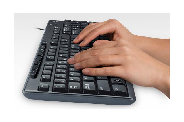 ロジクール、実売1,480円のフルサイズキーボード 画像