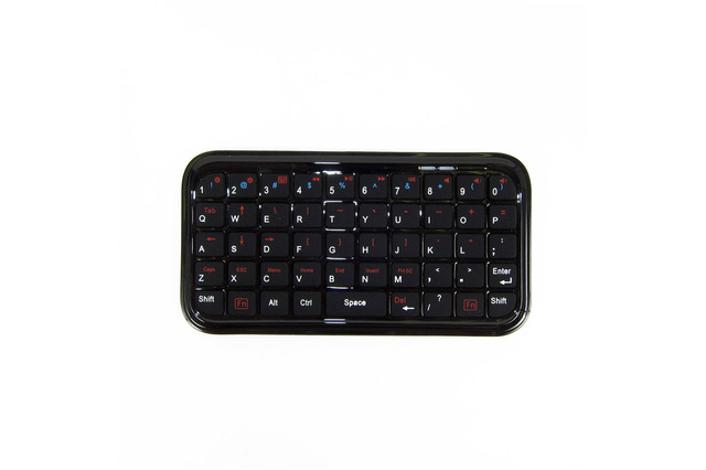 2日間で初回入荷分が完売、入荷待ちのiPhone対応Bluetoothミニキーボード 画像