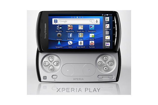 PlayStationフォン「Xperia PLAY」、英国などで発売 画像