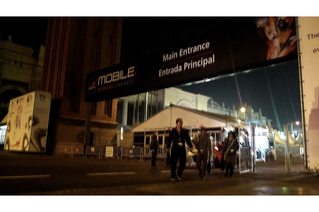 【MWC 2011（Vol.7）】開幕へ向けて作業続く「Mobile World Congress」会場 画像