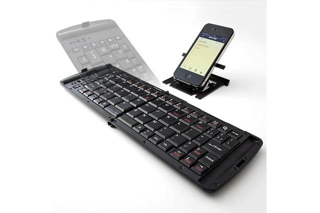 19mmキーピッチのiPhone/iPad/iPod touch向け折りたたみ式Bluetoothキーボード 画像
