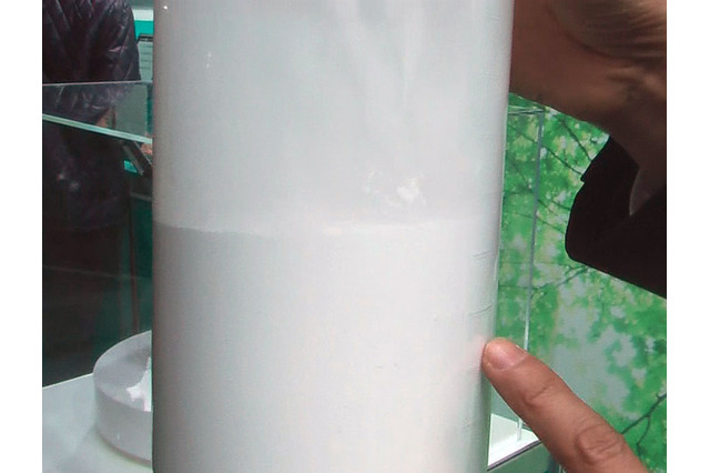 【FINETECH JAPAN 2011(Vol.2):動画】ブリヂストン、間もなくリリースの電子ペーパーをデモ……13.1インチの「AeroBee」 画像