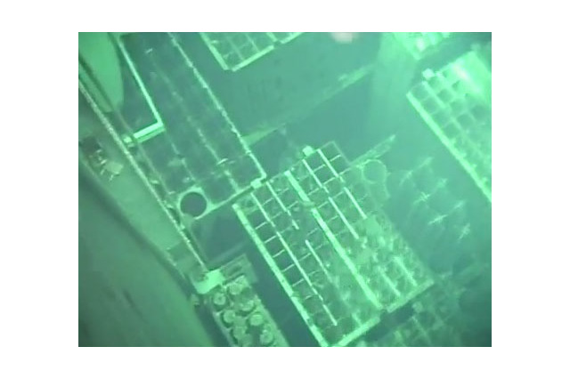 【地震】東電、4号機使用済み燃料プールの映像公開 画像