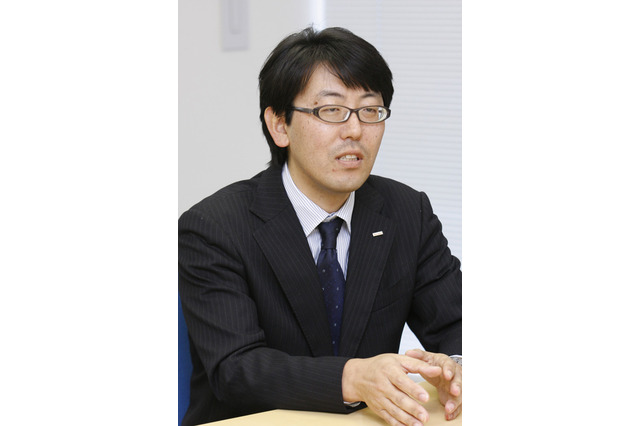 【Wireless Japan 2011(Vol.1)】NTTドコモ、世界に先駆け次世代LTE“LTE-Advanced”をお披露目! 画像