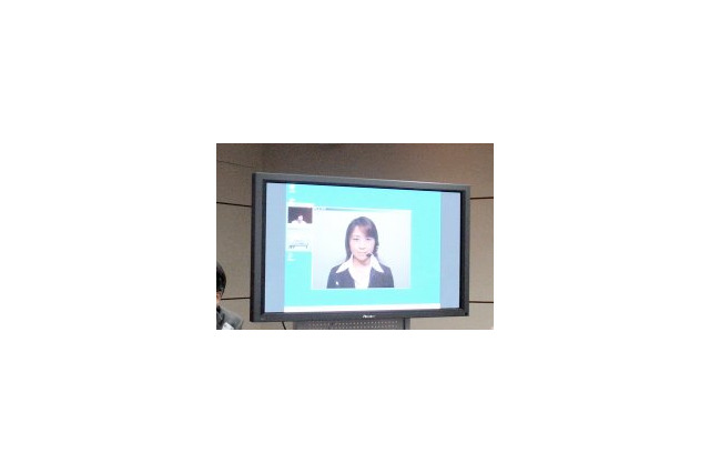 BフレッツをアクセスラインにVGA30コマ/秒を実現したテレビ会議サービス 画像