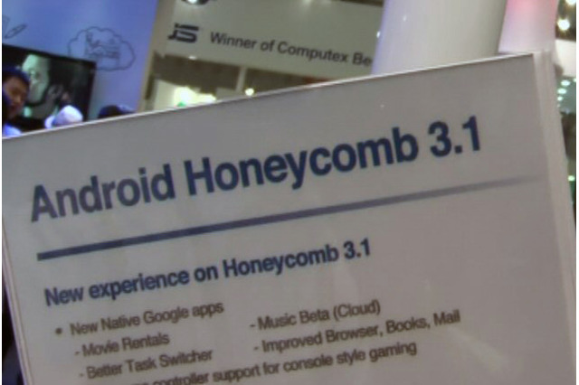 【COMPUTEX TAIPEI 2011（Vol.27）】ASUSTeK、Android 3.1搭載の「Eee Pad Transformer TF 101」を展示 画像