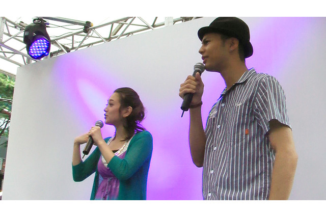 「Facebookチェックインクーポン」ローンチイベントにSHELLY、ユージが登場 画像