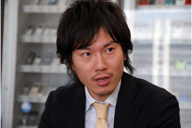 【インタビュー】「Androidにはヒーロー端末が必要」……KDDI菊池氏 画像