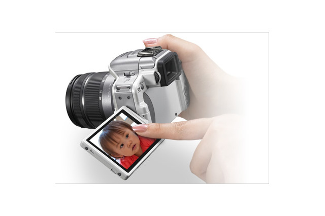 パナソニック、ファインダー搭載レンズ交換式デジタルカメラとして世界最小・最軽量の「LUMIX DMC-G3」 画像