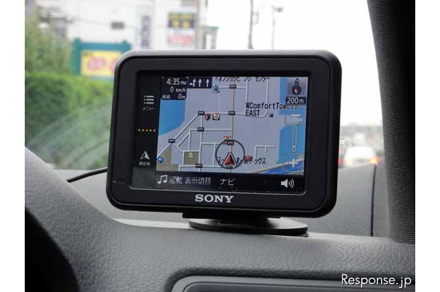 カーナビ以外でも使えるコンパクトPND…ソニー「nav-u」NV-U37 画像