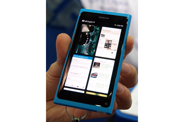 【CommunicAsia 2011】初のMeeGo OS搭載スマートフォン「Nokia N9」……その特徴は? 画像
