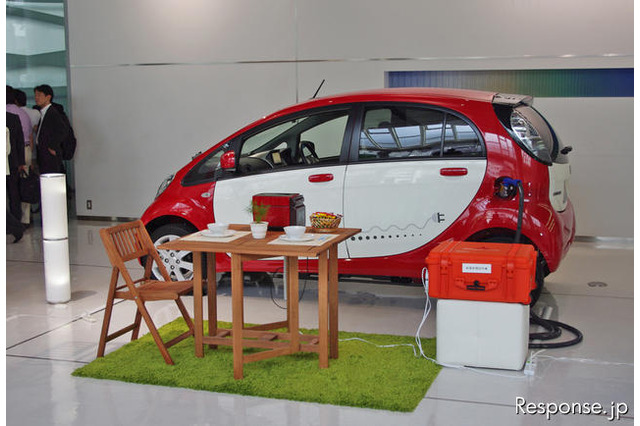 三菱、EVから電源を取る給電装置を今年度内に発売 画像