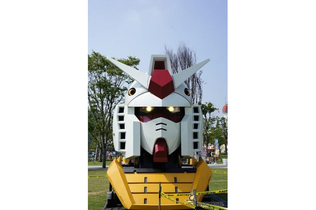 実物大ガンダム、お台場に再び登場…右手に乗れる 画像