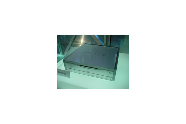 [更新]【CEATEC速報】ソニーの「PSX」は2003年末に79,800円からで登場 画像