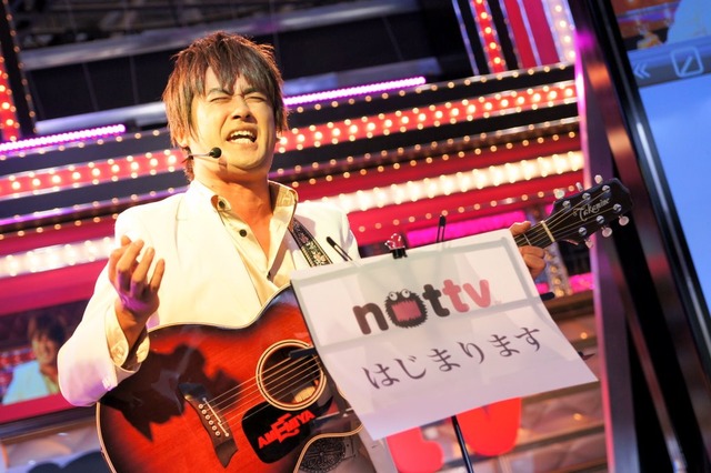 【CEATEC 2011（Vol.12）：動画】AMEMIYAさん熱唱！「NOTTVはじまります〜」 画像