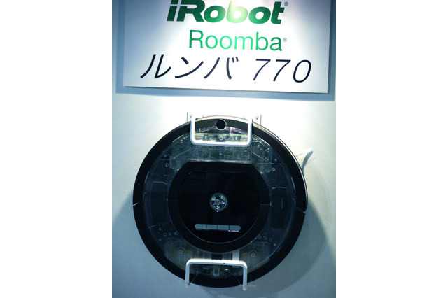 【CEATEC 2011(Vol.33)】第6世代のルンバ700シリーズをお披露目 画像