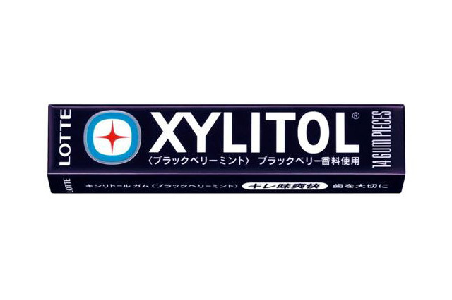 キシリトール ブラックベリーミントのTVCMに出ている女性研究員、いったい誰？  画像