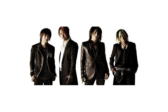 GLAY、被災地の小中学校へ楽器のクリスマスプレゼント 画像
