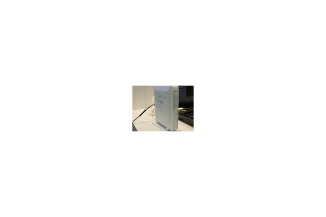 【CEATEC 2006 Vol.11】実効速度70Mbps、ロジテックのPLCモデム 画像
