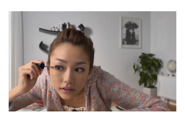 桐谷美玲、“すっぴん”からメイク完成までの一部始終を動画で！ Fasioスペシャルムービー公開 画像