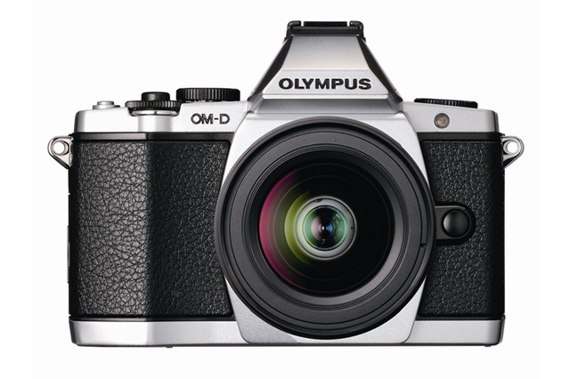 オリンパス、往年の名機を継ぐマイクロ一眼「OLYMPUS OM-D」……5軸手ブレ補正機能搭載 画像