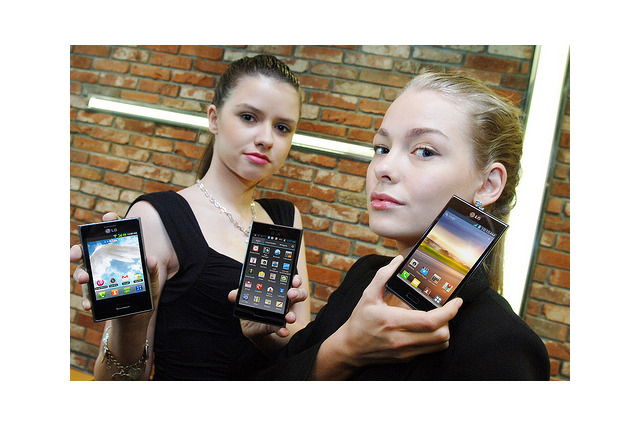 【MWC 2012（Vol.2）】LG、スマートフォンの新デザイン「L-Style」端末3モデルを発表！ 画像