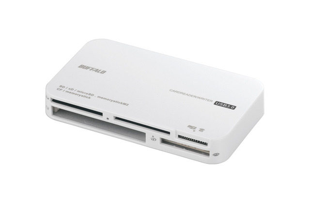USB3.0に対応の9倍速カードリーダー2機種……カードスロット5基搭載モデルも 画像