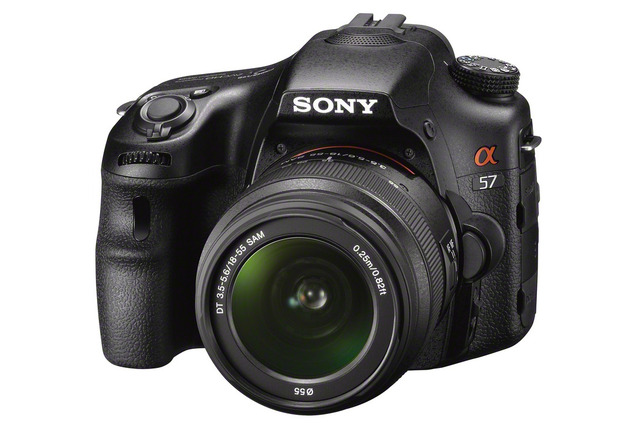 ソニー、AF高速連写デジタル一眼「α57」……人物を印象的に自動切取り加工 画像