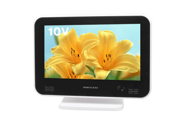 実売1万2千円! 見やすい角度に調整できるスタンド付き10型液晶テレビ 画像
