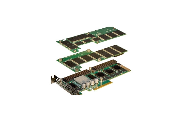 インテル、データセンターストレージ向けSSD「910シリーズ」発表……PCIeインターフェイス採用 画像