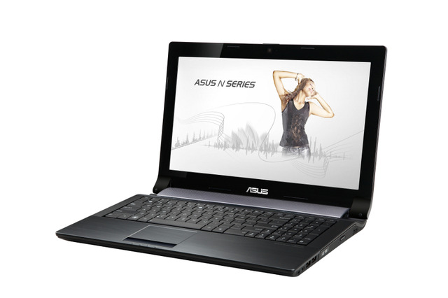 ASUSTeK、デュアルグラフィックス&4コアCPU搭載モデルなどノートPCを2機種発表 画像