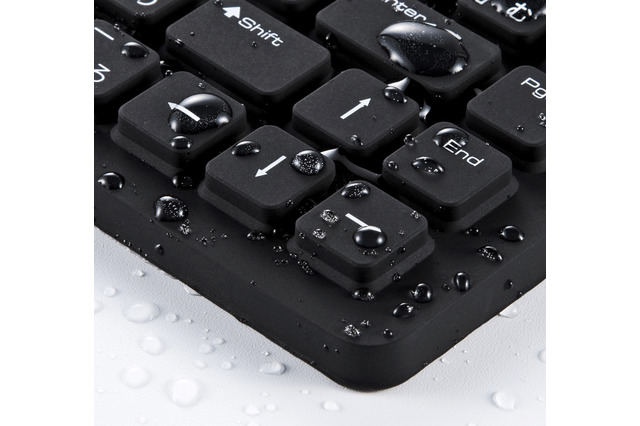 キーと本体に隙間なし！ 水やほこりの浸入を防ぐ防塵防水キーボード 画像