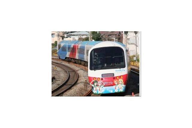 「夏色キセキ」記念乗車券＆特別仕様アルファ・リゾート21運行 画像