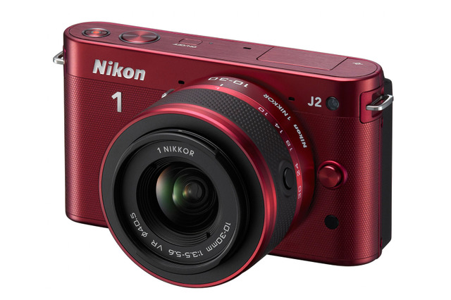ニコン、6色展開のミラーレス一眼「Nikon 1 J2」……2.5倍交換レンズや防水ケースも 画像