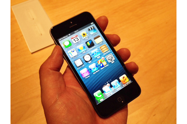 【木暮祐一のモバイルウォッチ】第12回 iPhone 5は革新性よりも安心感か? 画像