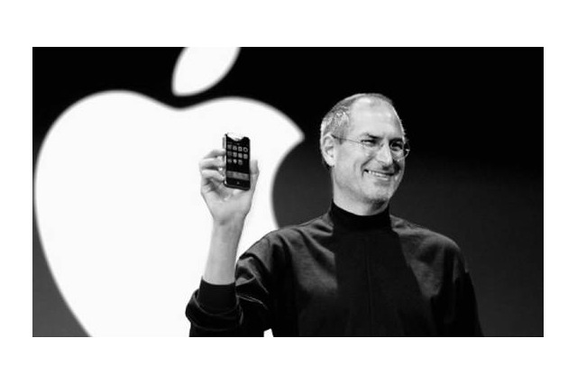 アップル、サイトトップにジョブズ追悼動画……ティム・クックのメッセージも 画像