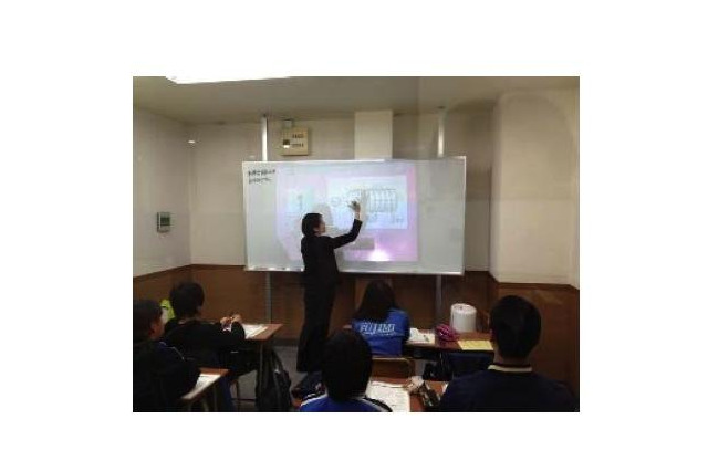 俊英館Flex、iPadを使った中学生向け理社講座 画像