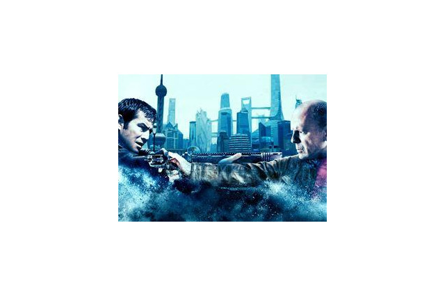 ブルース・ウィリスとJ. G. レーヴィットが時をかける　『LOOPER』予告篇が公開 画像