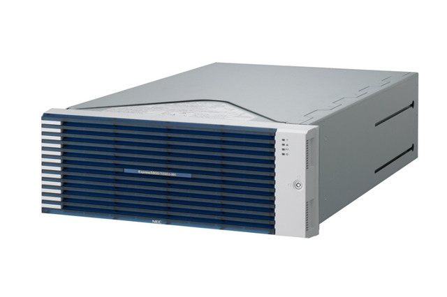 NEC、仮想化基盤向け無停止型サーバ新製品「Express5800/R320c」発売 画像